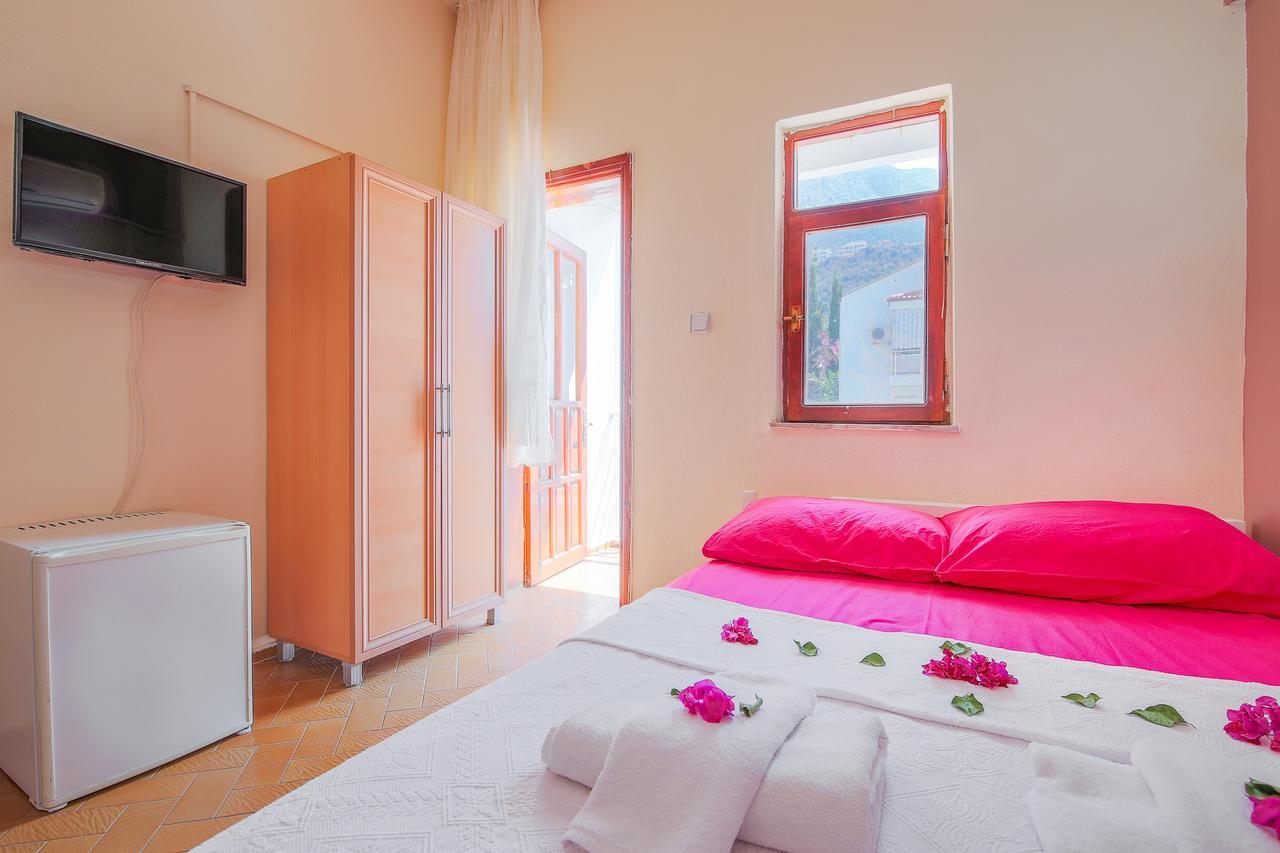 Saray Pansiyon Kaş Exteriér fotografie
